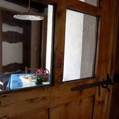 La Peiro Douco Kır Evi *