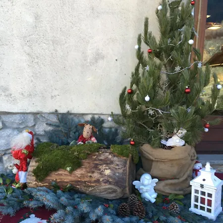 La Peiro Douco Kır Evi *