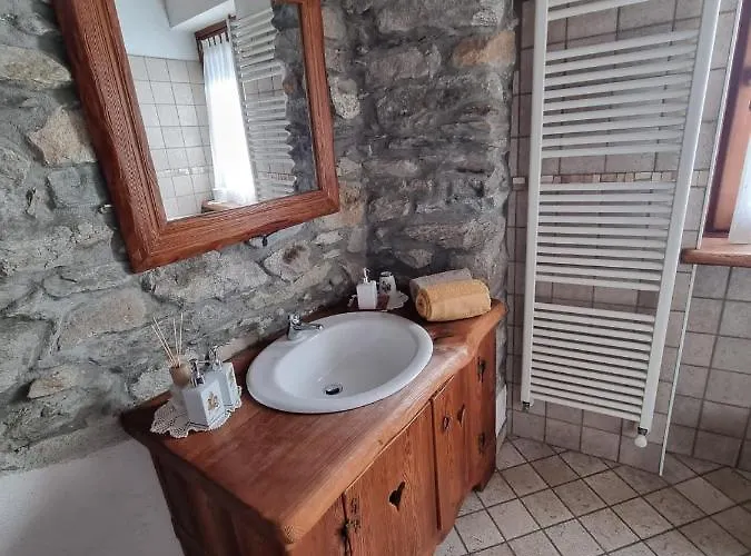 Casa de Campo La Peiro Douco Roure Turin